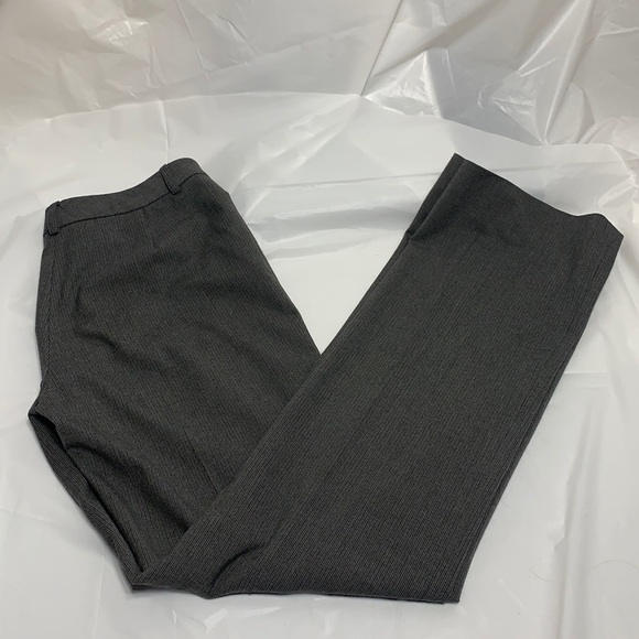 WOMEN’S Antonio Melani Gray w/ White pin stripe Dress pant Size 2 - Picture 1 of 10